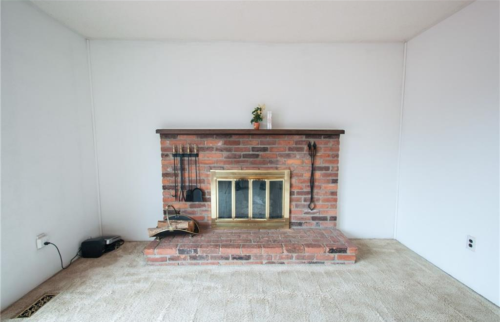 36538 Saxony Rd, Farmington Livonia